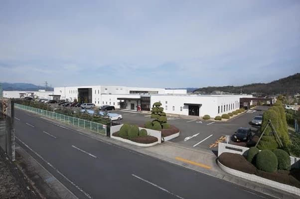 メニコン、岐阜県内2工場を100%再エネ化 中部電力ミライズと連携