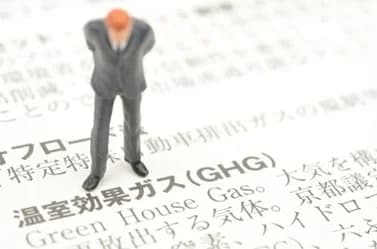 スコープ3GHG排出量算定、半数の企業はサプライヤーにおまかせ 民間調査