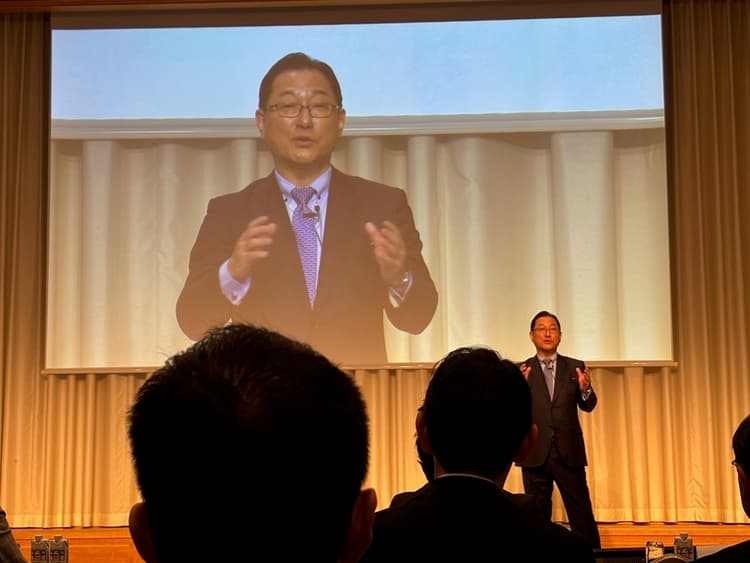 台湾ホンハイ、「EV戦略説明会」の凄み 自動車業界でファブレス化は加速するのか?
