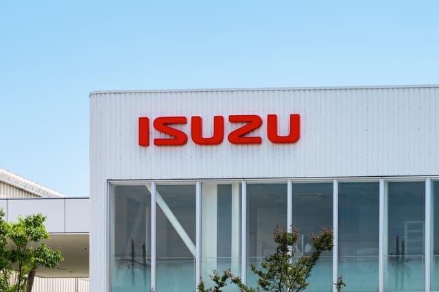 いすゞと富士通、商用SDV開発で協業開始 人材育成などでも連携