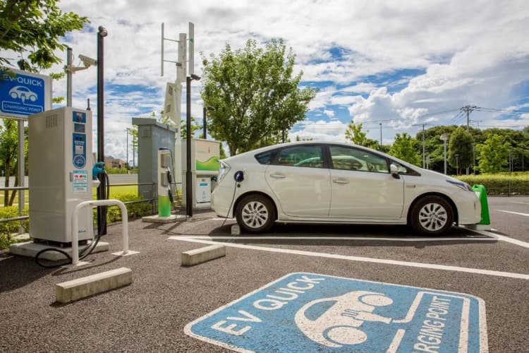 日本独自のEV充電規格「チャデモ」、米国が「非関税障壁」と問題視