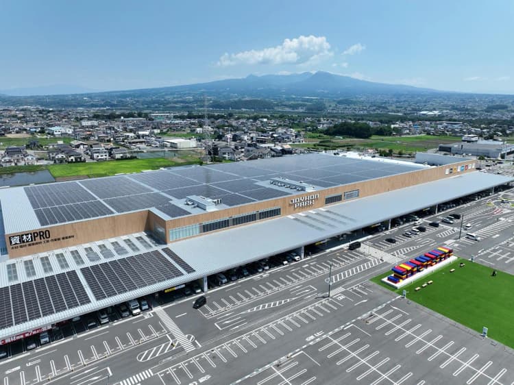 ジョイフル本田、太陽光設置11店舗が本格稼働 CO2年間3800t減