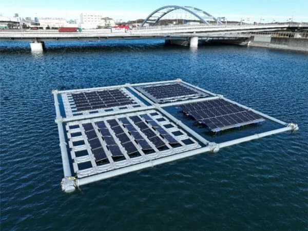 三井住友建設、「洋上浮体式太陽光発電」の安定性確認 東京湾での技術実証