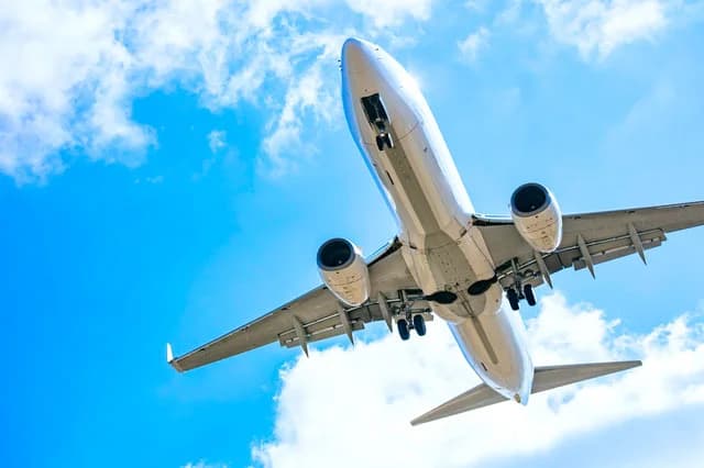 国交省、空輸・海上輸送の新たな輸送方法の実証に補助金 最大2000万円