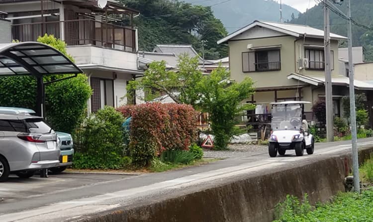 ヤマハ発動機ら、浜松市で超小型モビリティ実証開始 高齢者の移動手段に