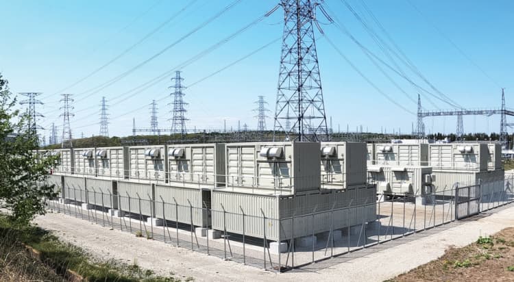 住友電工、グループ初のネットゼロ工場稼働 レドックスフロー電池などを採用