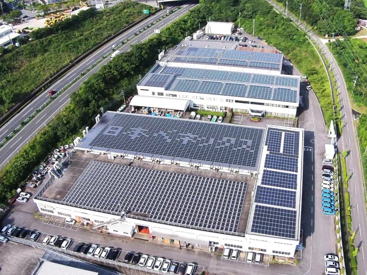 日本ベネックス、本社FIT太陽光発電所を蓄電池併設FIP施設に 運用開始
