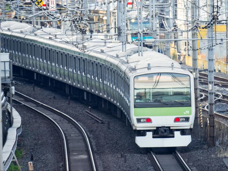 日立、鉄道事業者向けエネマネ支援サービス開始 運用面などの課題を特定