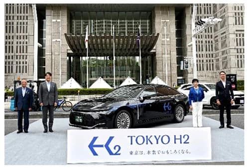 水素を「使う」都のPJ始動 トヨタ、FCタクシーとして200台導入を支援