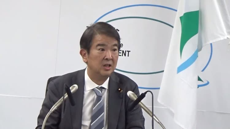 石原新環境相、メガソーラー規制「自然破壊のような太陽光は止める」