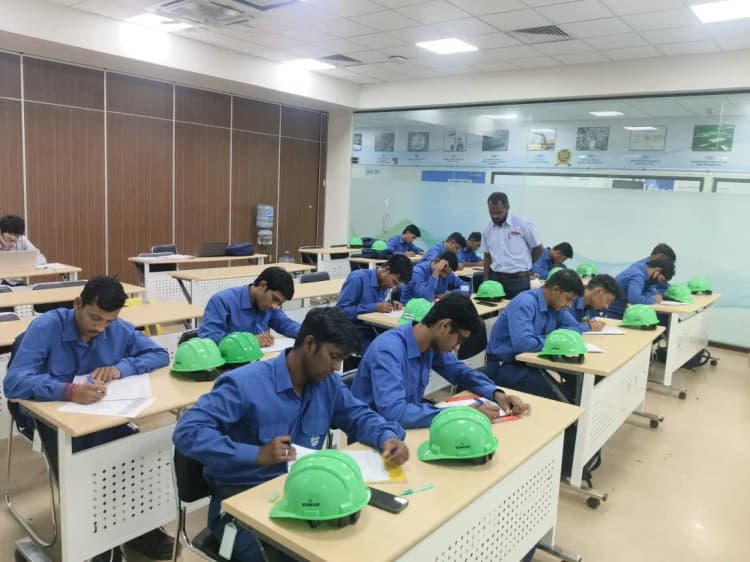 電気工事士をインドで育成 アイティップス、中部電力PGと人材確保の実証