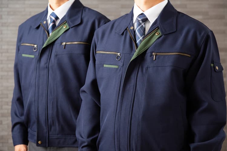 廃棄制服4tを衣料へ再生 京成電鉄、ニッケのウール循環事業に参画
