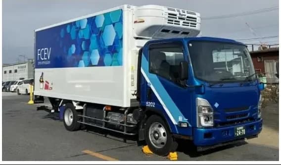 宅食業界初、配送~容器回収をCO2ゼロに ワタミがFCトラック実証開始