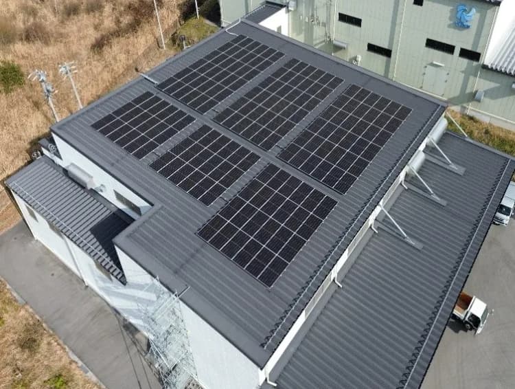 そば粉大手・日穀製粉、軽井沢工場に太陽光・蓄電池導入 年52tのCO2減