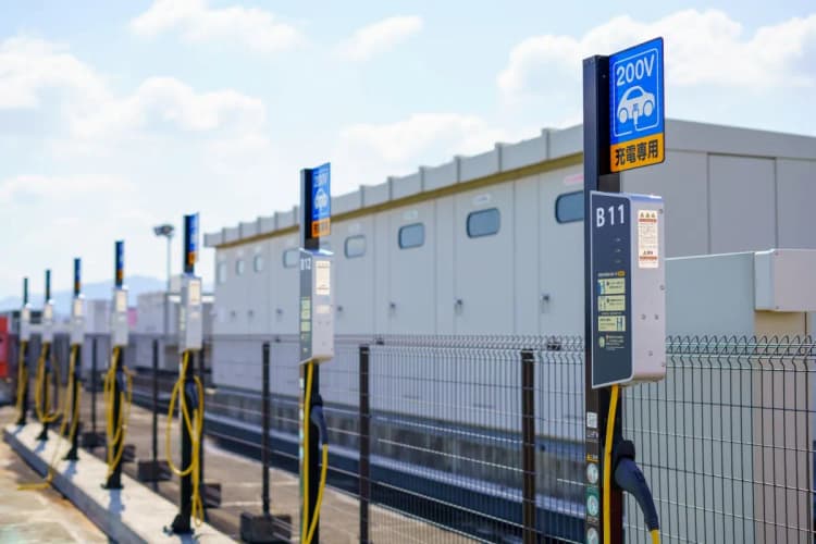 「蓄電池産業戦略」を「蓄電池・電源産業戦略」に 経産省、競争力強化狙う