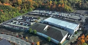 適地不足を突破する「垂直太陽光発電」 豪雪地から普及加速へ