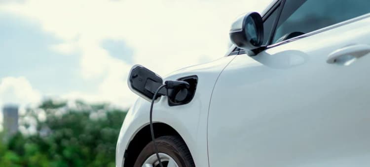 EV時代に問われる自動車メーカーの「Carbon Gap」 とは?