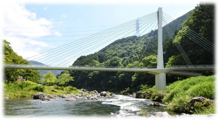 「ゼロセメントコンクリート」でCO2排出90%削減 東京・青梅の御岳小橋