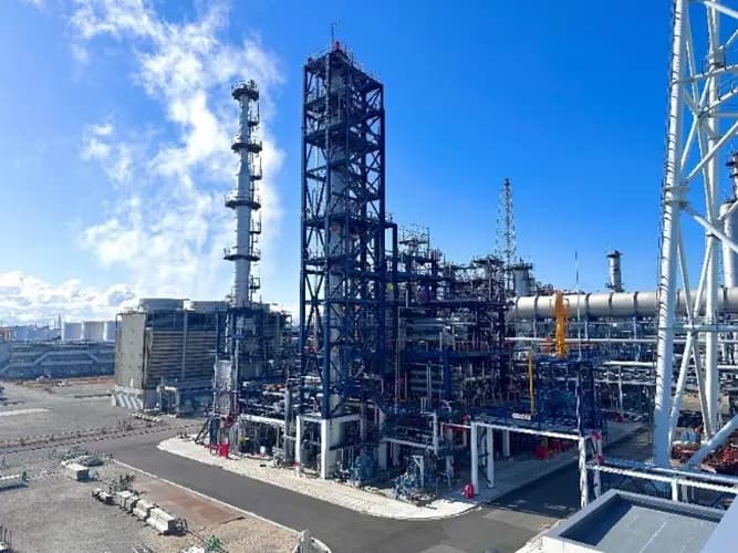 国産廃食油の資源循環でナフサ生産、SAFと同時供給可能 コスモ石油など