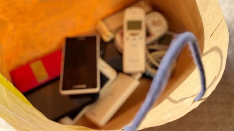 スマホなど小型家電リサイクル、電池発火多発など状況変化 回収量増へ対策