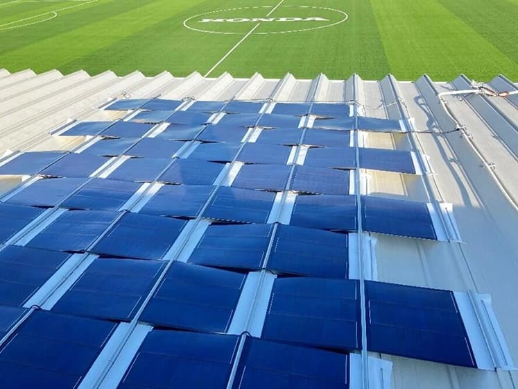 ホンダ、鈴鹿製作所の折板屋根にカルコパイライト太陽電池 断熱効果など検証